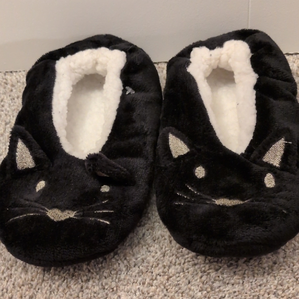 Cozy Black Cat Slippers